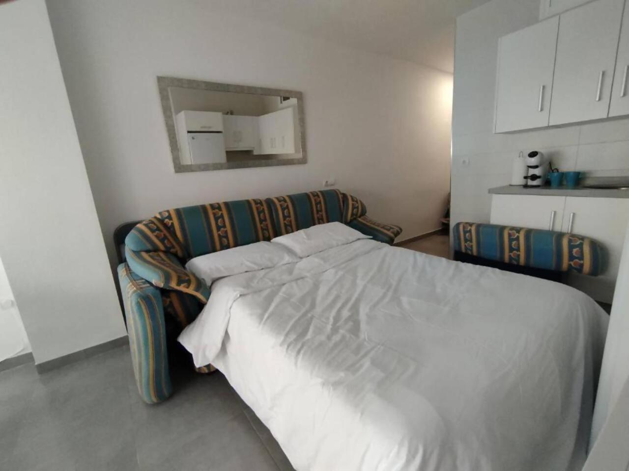 Apto 100 M Playa Piscina Wifi 1 Hab * Torre Del Mar